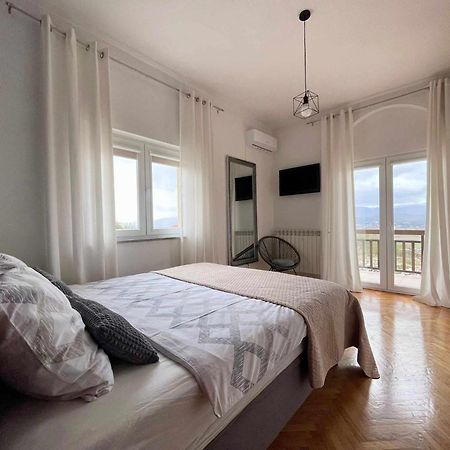 Kosante - Luxury Apartment - 150 M2 With Fitness Room Imotski Esterno foto